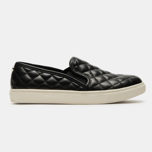 Steve Madden Shoes - Ecentrcq Black Women’s Steve Madden Sneakers